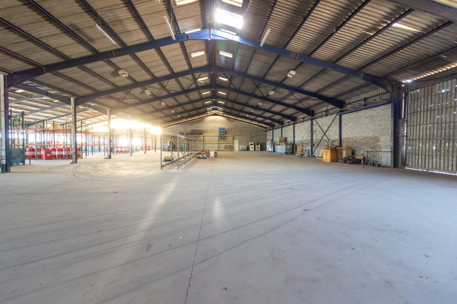 To Let commercial Property for Rent in Markman Industrial Eastern Cape